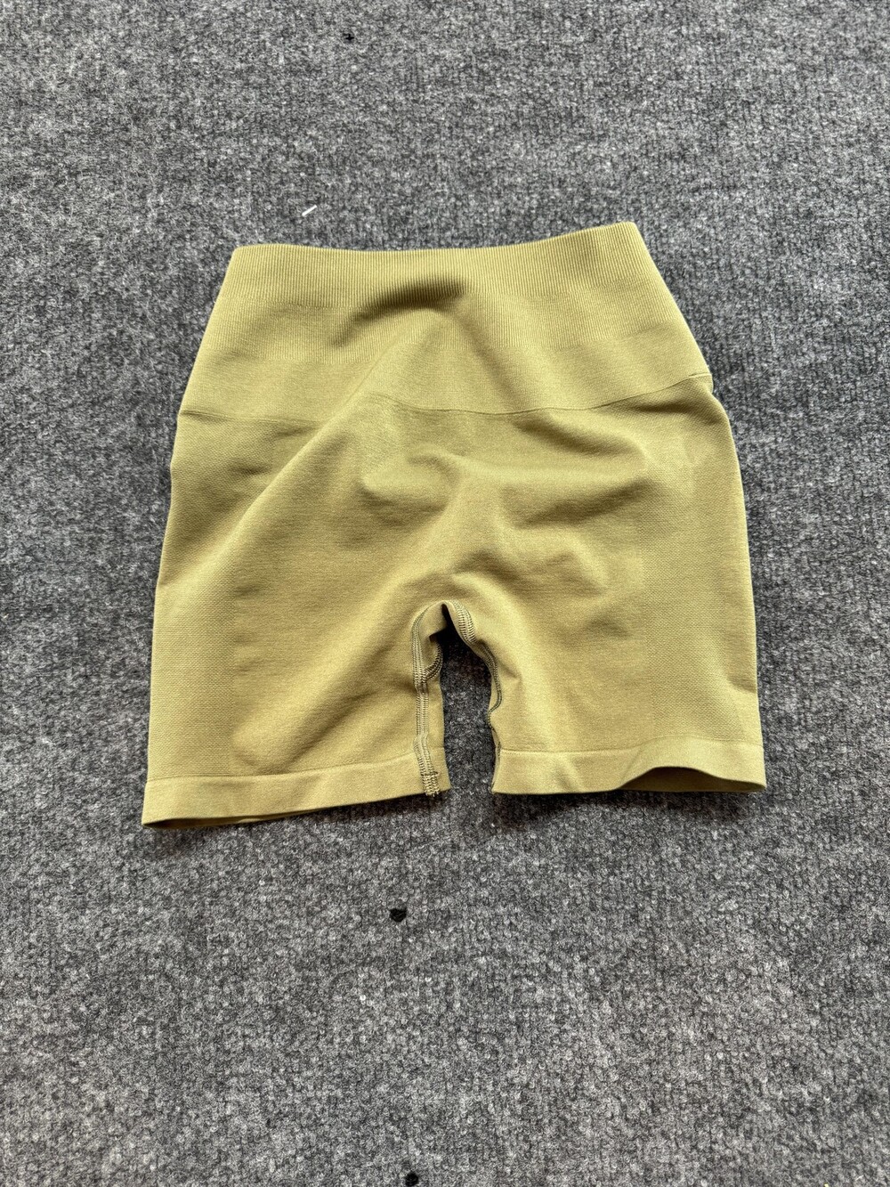 Alphalete Biker Shorts Womens XS Green Seamless Scrunch 5.5 Inseam Yoga Gym